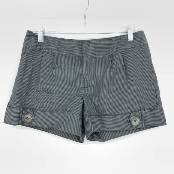 Xhilaration Pants - Y2K Xhilaration Dress Shorts Junior's Size 11 Gray Pinstriped